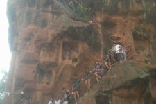 开平乐山旅游攻略(乐山旅游攻略自由行路线推荐)