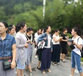 开平中国的曲男伴游的简单介绍