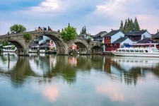开平上海旅游攻略(上海旅游攻略手抄报)