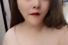 开平美院系花兼职死商务模特(美院系花兼职商务模特第2部一边看球一边玩)