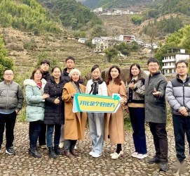 开平商务伴游招聘 潮声丨百万年薪聘导游 浙江一座县城的“千金买马”记