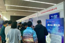 开平北京伴游招聘 北京各大高校恢复线下招聘会，今年有什么不一样？记者探访