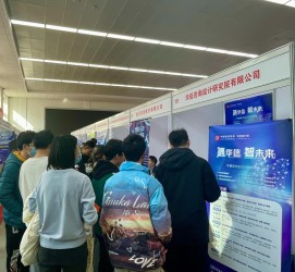 开平北京伴游招聘 北京各大高校恢复线下招聘会，今年有什么不一样？记者探访