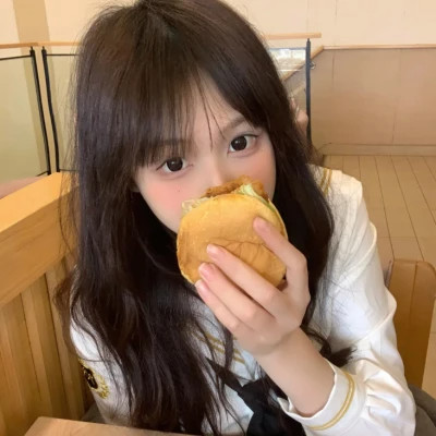 开平伴游女生李心怡的资料