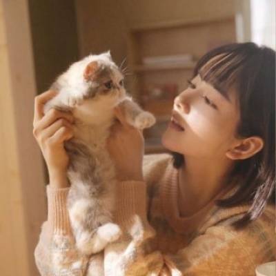 开平伴游女生邓珊珊的资料