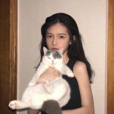 开平伴游女生杨芃寒的资料