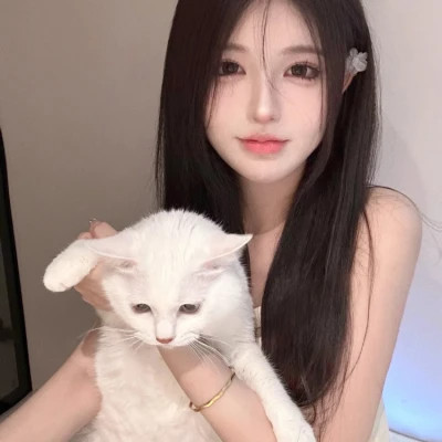 开平伴游女生陈露晞的资料