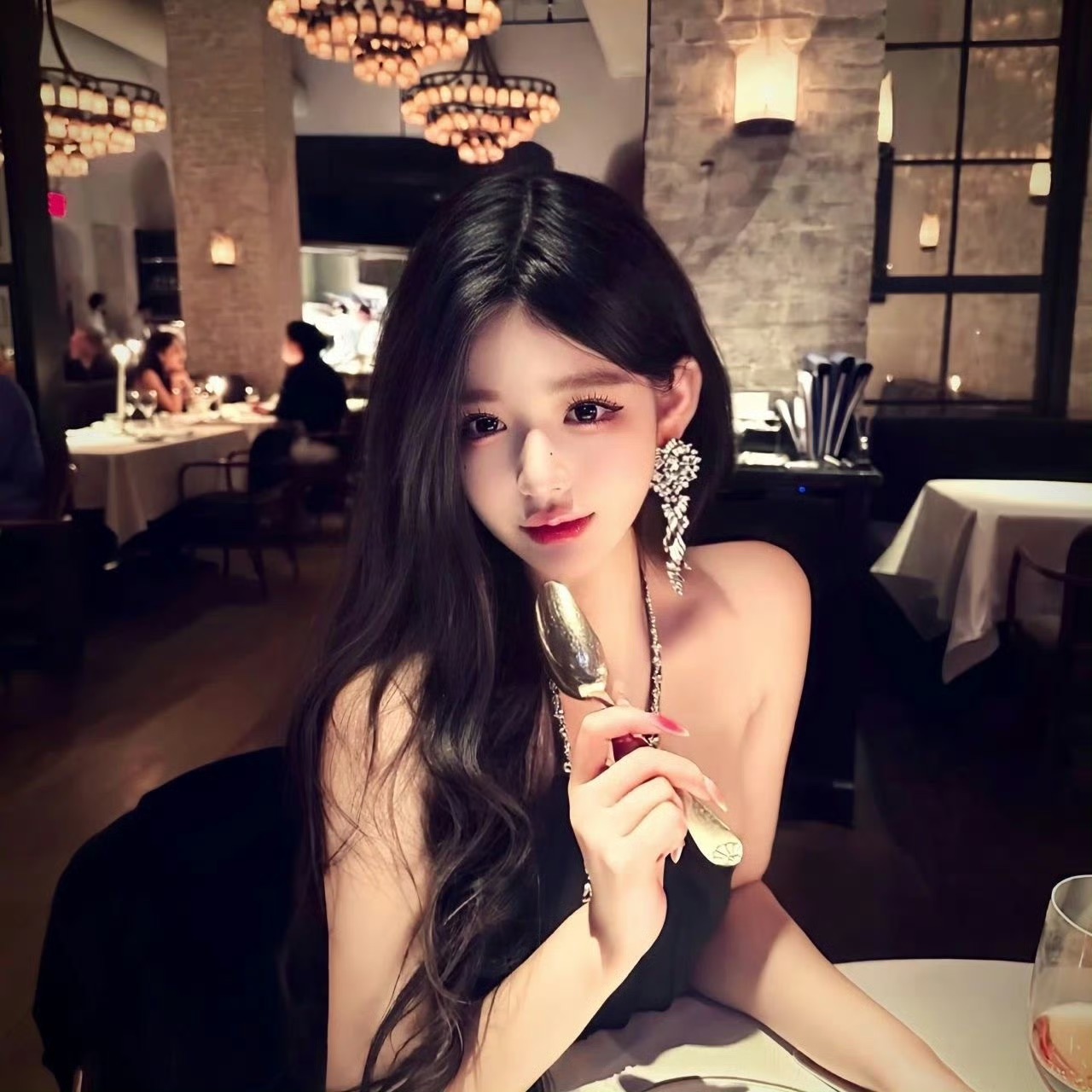 开平伴游女生蓝盈盈的资料